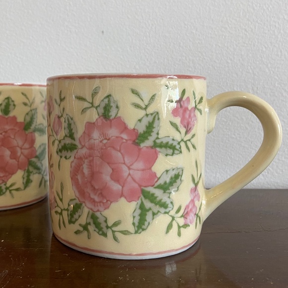 April Cornell Other - Pretty Floral April Cornell Mugs Set of 2